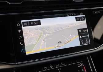 Подержанный автомобиль Audi Q7 2019 года (20 фото)