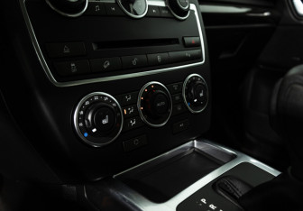 Подержанный автомобиль Land Rover Freelander 2014 года (17 фото)