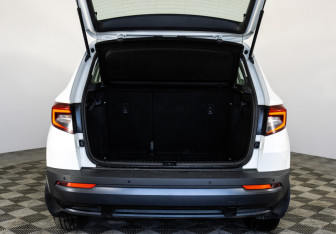 Подержанный автомобиль Skoda Karoq 2020 года (19 фото)