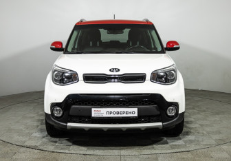 Подержанный автомобиль Kia Soul 2018 года (2 фото)