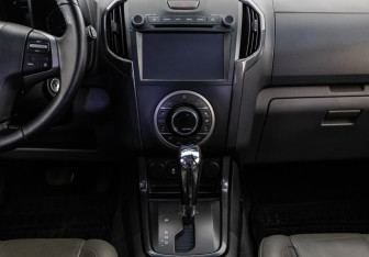 Подержанный автомобиль Chevrolet TrailBlazer 2014 года (12 фото)