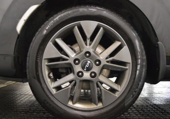 Подержанный автомобиль Kia Soul 2022 года (9 фото)