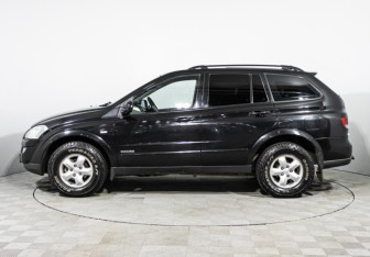 Подержанный автомобиль SsangYong Kyron 2014 года (8 фото)