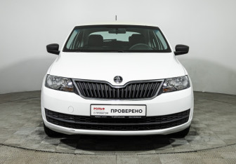 Подержанный автомобиль Skoda Rapid Liftback 2017 года (2 фото)
