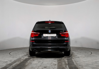 Подержанный автомобиль BMW X3 2015 года (6 фото)