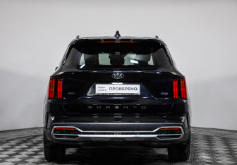 Подержанный автомобиль Kia Sorento 2020 года (6 фото)