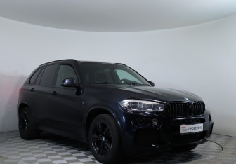 Подержанный автомобиль BMW X5 2017 года (3 фото)