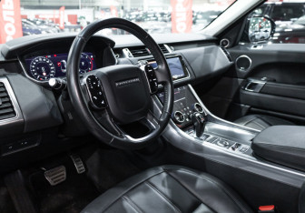 Подержанный автомобиль Land Rover Range Rover Sport 2019 года (15 фото)