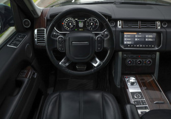 Подержанный автомобиль Land Rover Range Rover 2017 года (12 фото)