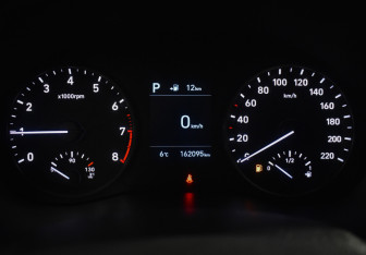 Подержанный автомобиль Hyundai Solaris Sedan 2017 года (21 фото)