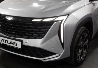 Новый Geely Atlas 2026 (12 фото)