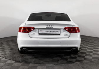 Подержанный автомобиль Audi A5 Liftback 2016 года (8 фото)