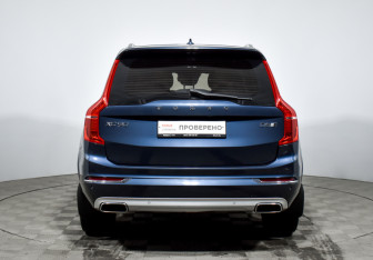 Подержанный автомобиль Volvo XC90 2017 года (6 фото)