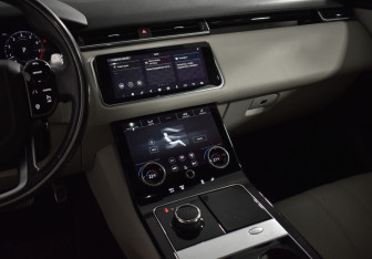 Подержанный автомобиль Land Rover Range Rover Velar 2018 года (21 фото)