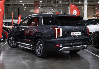 Подержанный автомобиль Hyundai Palisade 2021 года (10 фото)