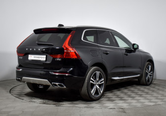 Подержанный автомобиль Volvo XC60 2019 года (5 фото)
