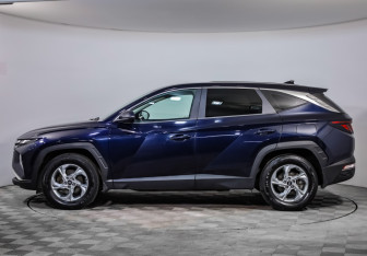 Подержанный автомобиль Hyundai Tucson 2021 года (8 фото)