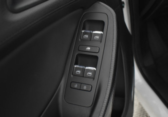 Подержанный автомобиль Chery Tiggo 4 2022 года (21 фото)