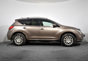 Подержанный автомобиль Nissan Murano Suv 2011 года (4 фото)