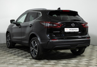 Подержанный автомобиль Nissan Qashqai 2021 года (7 фото)