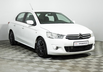 Подержанный автомобиль Citroen C-Elysee 2013 года (3 фото)