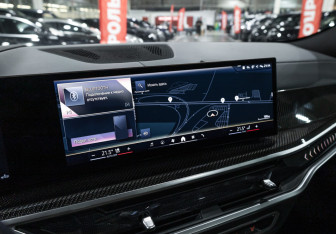 Подержанный автомобиль BMW X6 2023 года (23 фото)