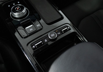 Подержанный автомобиль Kia K5 2024 года (22 фото)