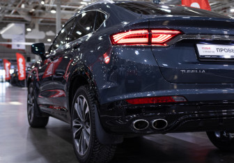 Подержанный автомобиль Geely Tugella 2023 года (11 фото)