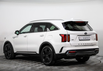 Подержанный автомобиль Kia Sorento 2020 года (7 фото)