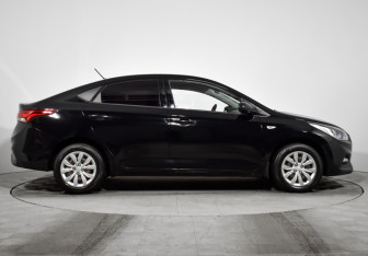 Подержанный автомобиль Hyundai Solaris Sedan 2019 года (4 фото)