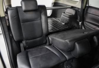 Подержанный автомобиль Mitsubishi Outlander 2014 года (25 фото)