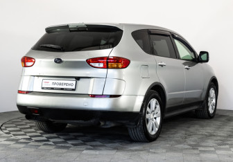 Подержанный автомобиль Subaru Tribeca 2007 года (5 фото)