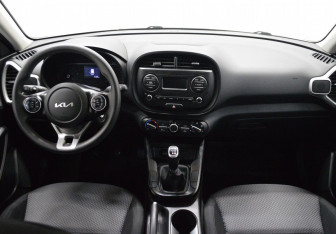 Подержанный автомобиль Kia Soul 2022 года (14 фото)