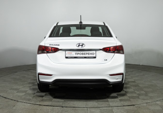 Подержанный автомобиль Hyundai Solaris Sedan 2019 года (6 фото)