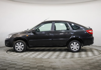 Подержанный автомобиль LADA (ВАЗ) Granta Liftback 2015 года (8 фото)