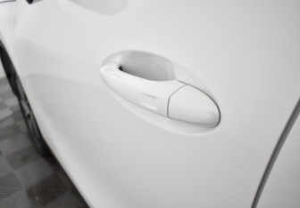 Подержанный автомобиль Omoda C5 2024 года (14 фото)