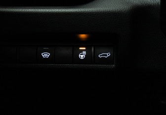 Подержанный автомобиль Toyota RAV4 2021 года (16 фото)