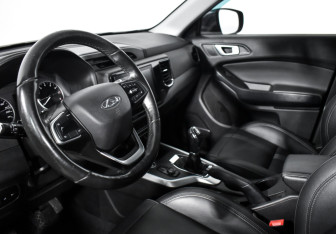 Подержанный автомобиль Chery Tiggo 4 2021 года (9 фото)