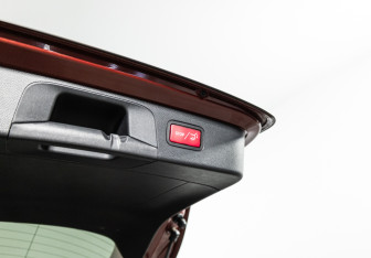 Подержанный автомобиль Mercedes-Benz GLC Coupe 2019 года (23 фото)