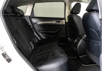 Подержанный автомобиль Haval F7 2020 года (18 фото)