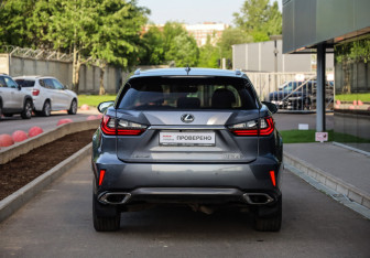 Подержанный автомобиль Lexus RX 2018 года (7 фото)