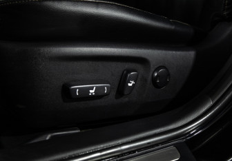 Подержанный автомобиль Toyota Camry Sedan 2016 года (21 фото)