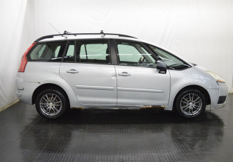 Подержанный автомобиль Citroen C4 Picasso 2009 года (4 фото)