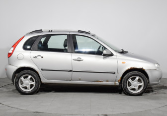 Подержанный автомобиль LADA (ВАЗ) Kalina Hatchback 2011 года (4 фото)
