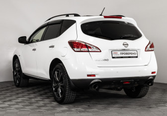 Подержанный автомобиль Nissan Murano Suv 2015 года (8 фото)