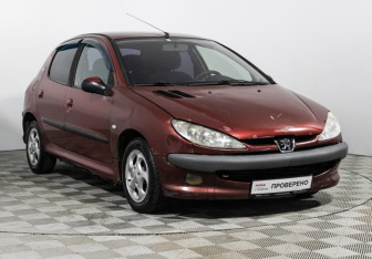 Подержанный автомобиль Peugeot 206 Hatchback 2004 года (3 фото)
