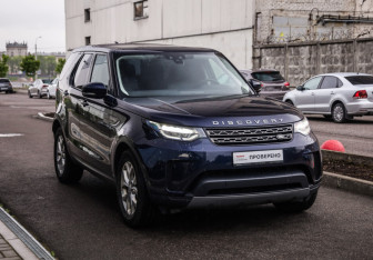 Подержанный автомобиль Land Rover Discovery 2019 года (5 фото)