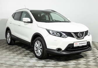 Подержанный автомобиль Nissan Qashqai 2014 года (3 фото)