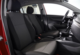 Подержанный автомобиль Kia Rio Hatchback 2020 года (11 фото)