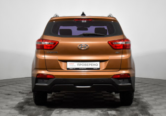 Подержанный автомобиль Hyundai Creta 2017 года (6 фото)